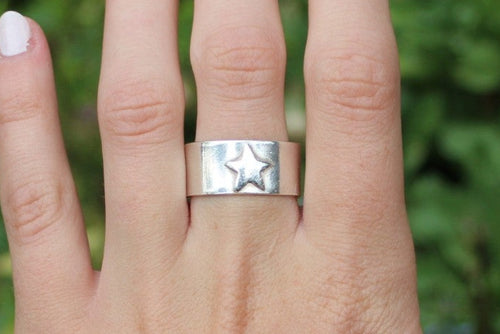 Star Detail Thick Band Sterling Silver Ring